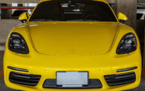 Porsche 911, destacando la potencia y diseño atemporal de los coches deportivos del grupo VAG.